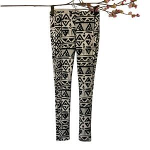 YoYo 5 Black White Aztec Print Skinny Ankle Leggings Women’s Large